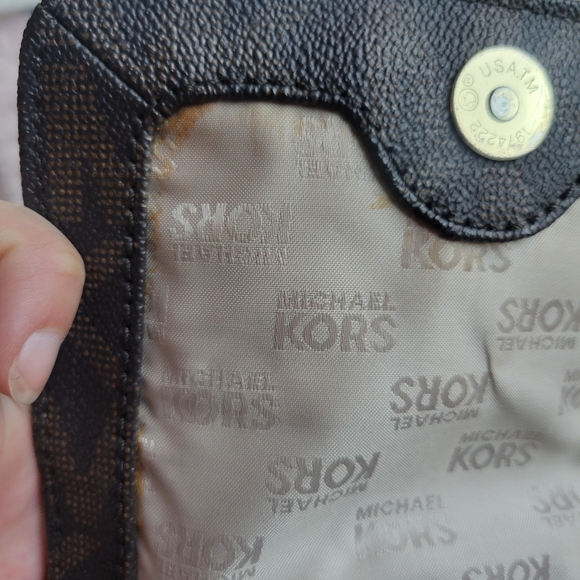 Michael Kors Mini Handbag - Picture 2 of 5